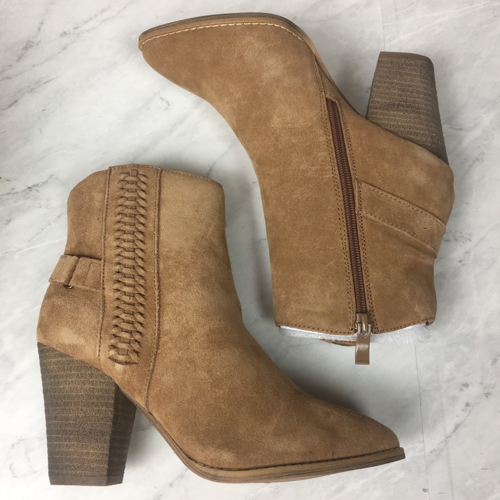 Very Volatile Preston Boots Tan Size 7.5